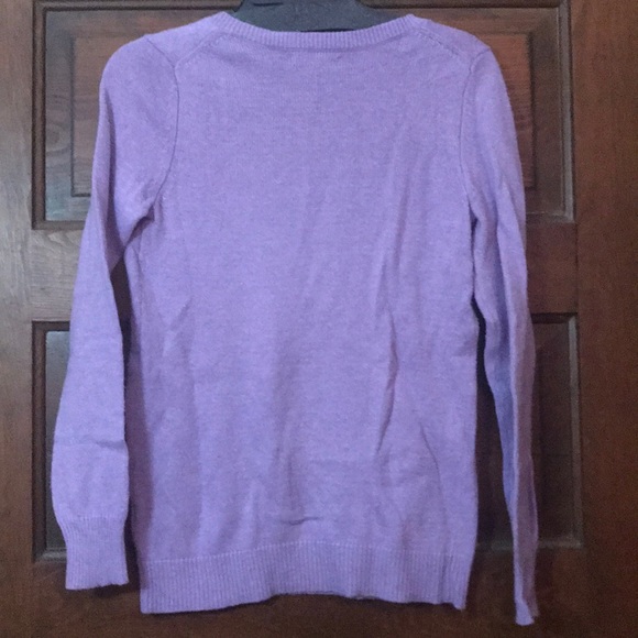 FINAL! Must go by 8/15 Old Navy V-Neck Sweater - Picture 2 of 2